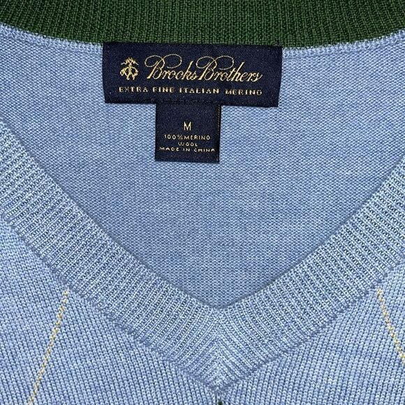 Mens Beautiful Argyle Diamond Merino Wool LS V-Neck Sweater M UNC Carolina BLUE - Picture 2 of 4